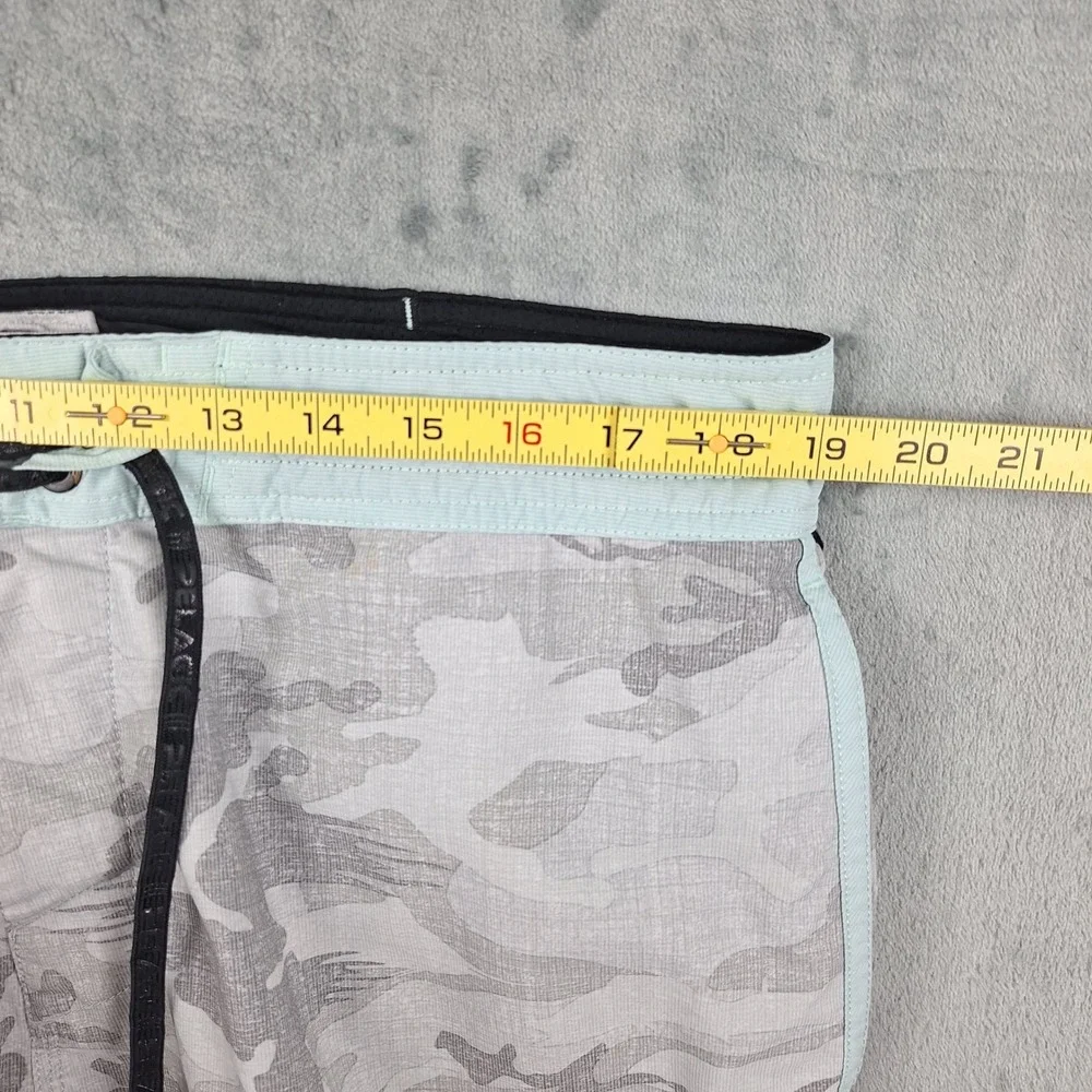Pelagic Board Shorts 36 Gray Camo High Performance Swim Trunks Fishing Beach